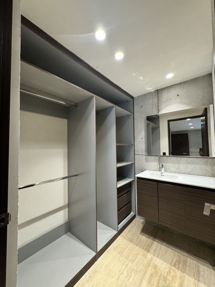 Closet